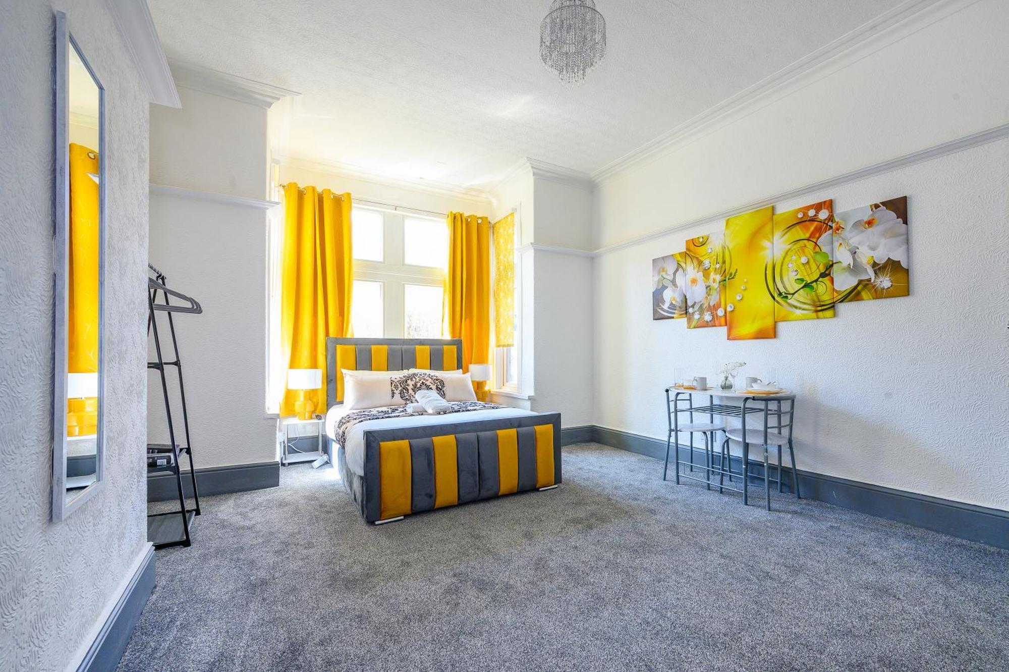 -Rf7H- For Your Relaxed & Cosy Free Parking ليدز المظهر الخارجي الصورة